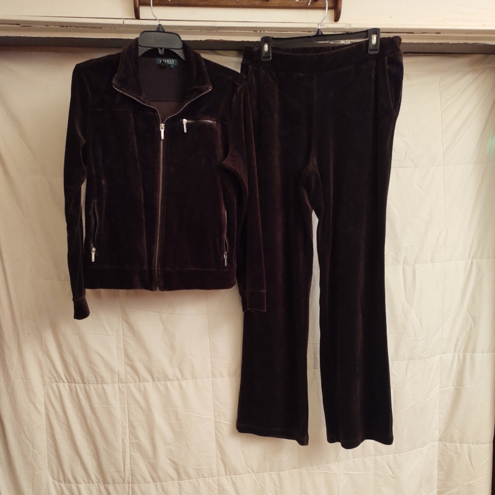 Ralph Lauren jogger set - jacket size L - pants size M